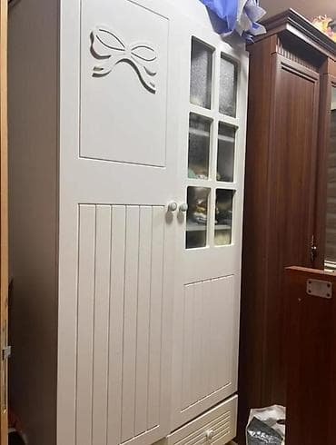 Uşaq otagi ucun dolab Tecili satilir 150 azn teze kimidir az islenib — 1
