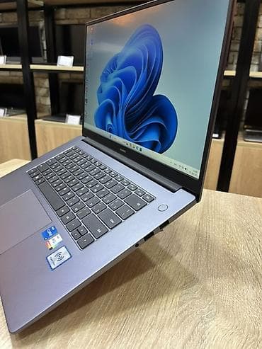 huawei planşet: 🖥️ Huawei ✅Prosessoru : Core I5-1155G7 ✅Ram : 8 Gb ✅SSD : 256 Gb — 6