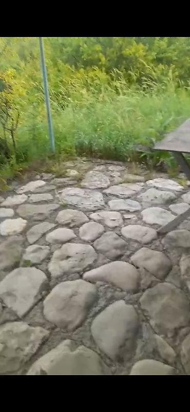 Qoşqular: Vaqon satılır.Uzunluğu 9 metr.Eni 3 metr.İki otaq və bir hamam — 4
