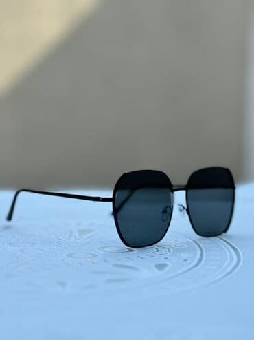 polaroid eynəklər: Gün eynəyi — 1