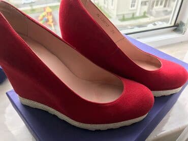 женские классические туфли на танкетке: Туфли, Размер: 35, цвет - Красный, Б/у — 2