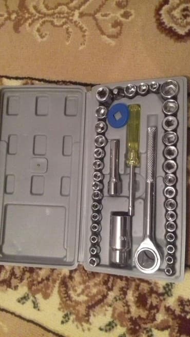 набор художника бишкек: Açar dəsti — 1