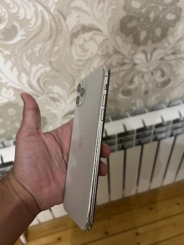 play stadion 2: IPhone 11 Pro Max, 64 GB, Gümüşü, Face ID — 2