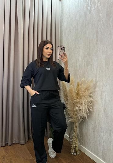 palt: Qadın idman dəsti – 2 hissəli - Üst: rahat kəsimli, qısa oversize — 1