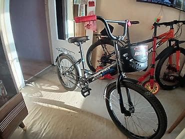 Uşaq/yeni başlayanlar üçün BMX tərzli velosiped - Rəng: qara, qırmızı — 2