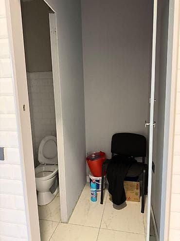 reklam ofisi: İcarəyə verilir obyekt 70 m², Gənclik m. Daha 7 şəklə bax Agentlik 1 — 4