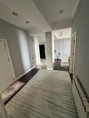 ev suraxani: 4 otaqlı, Yeni tikili, 141 kv. m — 8