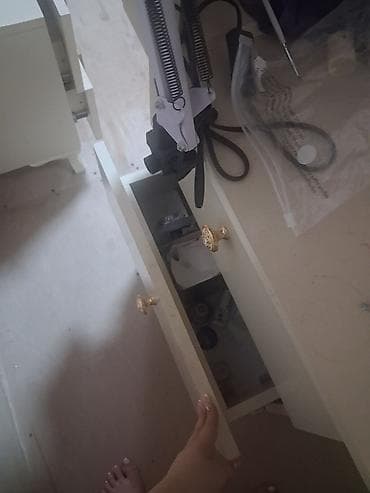 isdol usdul: Düz masa, Siyirməli, Polkalı, Laminat — 4