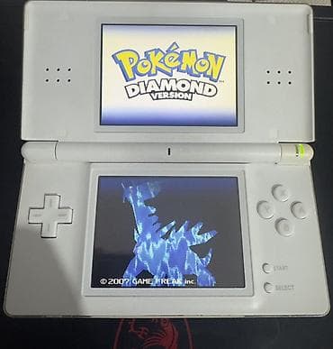 Nintendo DS Lite White işləkdir, problemi yoxdur. proşivka olunub