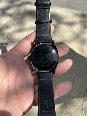 saat armani: İşlənmiş, Qol saatı, rəng - Qara — 2