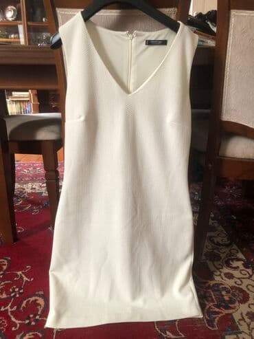 qadın ucun donlar: Mango marka qadın paltarı Olcu S - Rəng: süd-ağ/ekru - Model: düz — 1