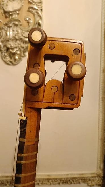 Клавишные инструменты: Satılır: Azərbaycan tarı (futlyarla) 1958 il - Əl işi, klassik — 10