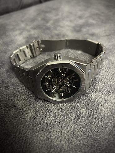 Skelet dizaynlı kişi qol saatı - Material: tam metal korpus və polad