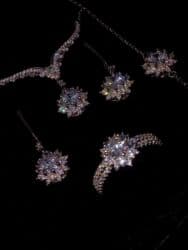 сколько стоит грамм золота в баку: Dəstə daxildir: Boyunbağı, 925 Əyar — 2