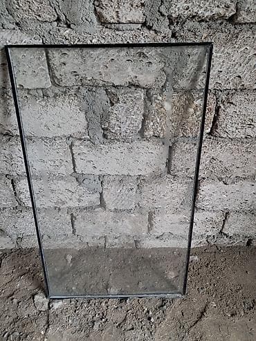 стеклянная мебель на заказ: İki ədəd şüşə panel - Ölçülər: təxmini düzbucaqlı panellər; biri — 2