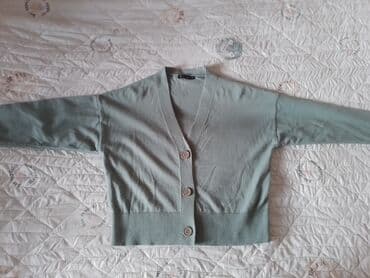 женские трикотажные туники: Qadın kardiqanı – açıq yaşıl/mint rəngdə, V-yaxa, ön hissədə 4 — 2