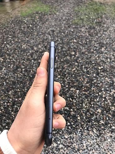 kredit iphone 13: IPhone 11, Qara, Face ID — 4