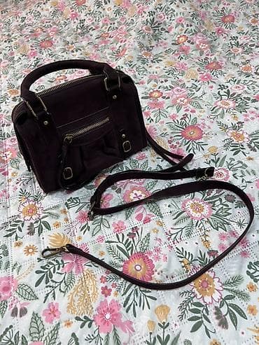 canta satışı: Stradivarius brendinin cantasi. 59 azn alinib. 12 azn satiram. Yaxwi — 1