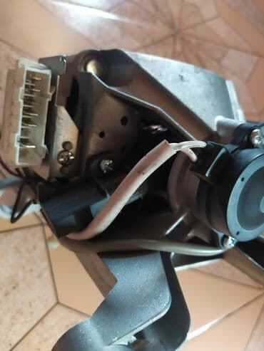 Paltaryuyan maşınlar: Sharp paltaryuyan maşın üçün nəzərdə tutulmuş bu motor, maşının — 1