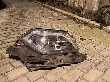 Sol, Yaxın və uzaq vuran işıqlar Mercedes-Benz