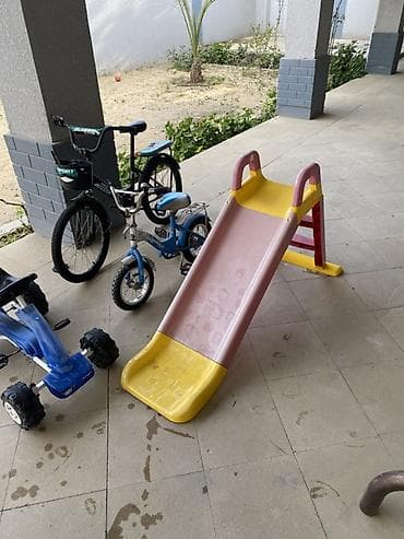 vele: Usaq ucun velosipedler ve surusken. Hamisi birlikde 60 manat — 9
