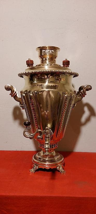 İdman və istirahət: 19-cu əsrin sonları Tula istehsalı samavar 7-litrlikdir, materialı; — 1