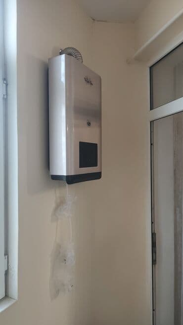 su sizmasi menzilde 30 manat: Elektrik ve sanitexnik ve qaz kombi sistemi və sanitar qovşaqların tam — 10