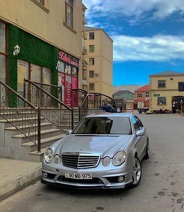 masin sat: Mercedes-Benz E 320: 3.2 l | 2002 il Sedan — 6