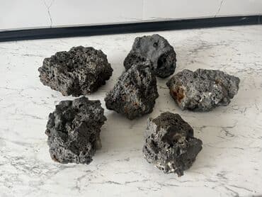 Материалы для кровли крыш: Məhsul: Vulkanik lava daşları (gözenekli dekorativ daşlar) Akvarumda — 1