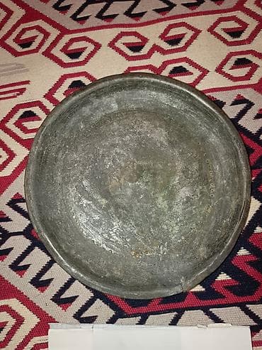 dəbilqə satilir: Keyfiyyətli mis qab satılır. İşlənmişdir, yaxşı vəziyyətdədir, deşiyi — 1