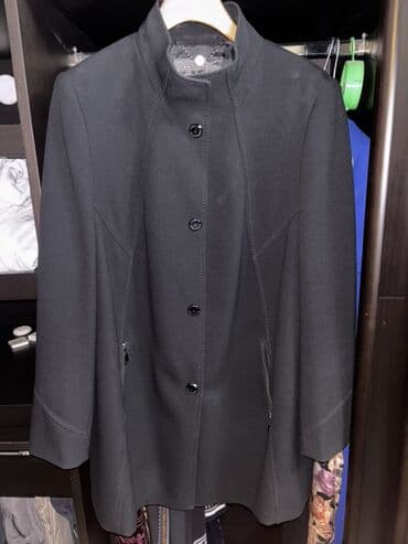 Cinslər: Qadın geyim dəsti 1) Qara don - İki hissəli görünüş: üst hissə — 2