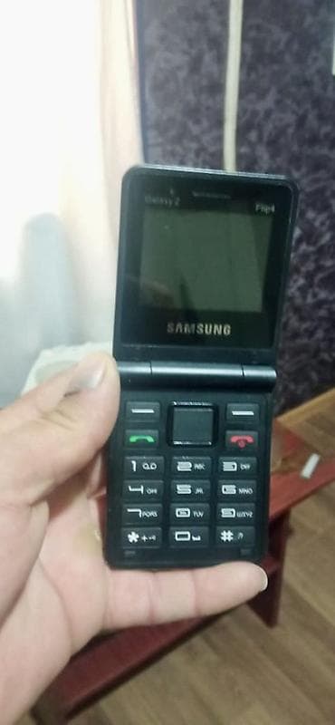 Samsung rəng - Qara, Düyməli