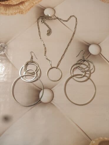 böyük bədən paltar: Satilir ucuz giymete 2 manata,boyuk beden yubka 5 manatyawil kofta — 24