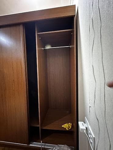 skaf paltar: İşlənmiş, 2 qapılı, Təkərli, Qəhvəyi, Kupe, Künc dolab — 4