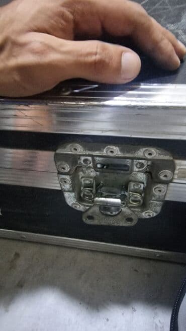 баян инструмент: Səfər və səhnə avadanlıqları üçün Flight Case (rolikli, metal künclü) — 2