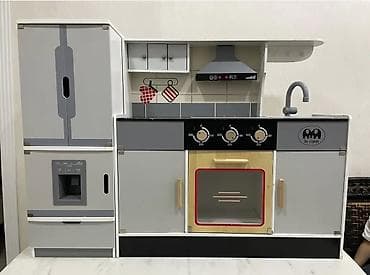 Uşaq üçün taxta oyuncaq mətbəx dəsti 250alinib satilir 100m içerisinde