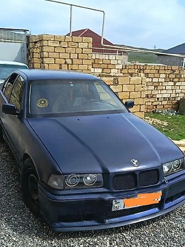 hyundai sonata 2004: BMW 3 series: 1.8 l | 1991 il Sedan — 5