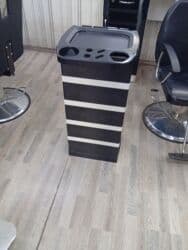 barraker qayçı nədir: Bərbər/salon üçün köməkçi servis təkəri (trolley) - Rəng: qara, ağ — 1