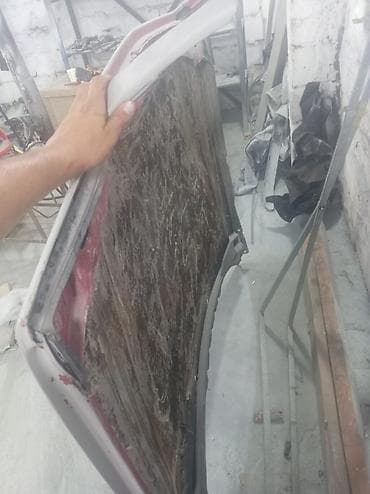95: Mercedes-Benz YEŞQA, 1995 il, Almaniya, Ünvandan götürmə — 2
