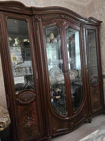 madeyra mebel: Servant — 1