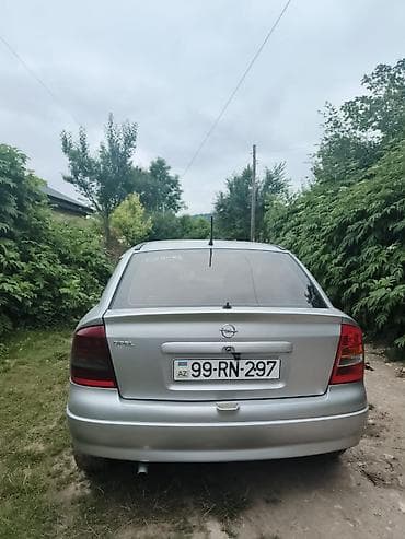 opel astra qapi: Opel Astra: 1.6 l | Sedan — 2