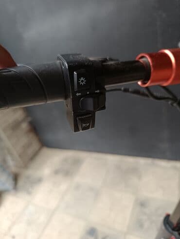 hoverboard ikinci el: Scooter satılır bilen bilir nece scooterdi 1300 Alinib 600 satılır — 3
