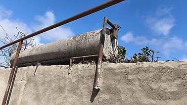 demir su çəni: Salam. işməli su üçün ideal termus su çənidir. matiryal betondur suyu — 4