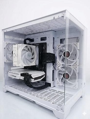 Ağ rəngli oyun və iş stansiyası PC – şüşə yan panel, geniş hava axını