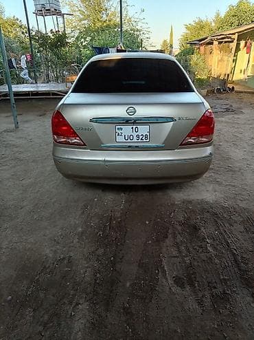 vaz qapi: Nissan Sunny sedan - Kuzov: 4 qapılı sedan, qızılı/metallik rəng - — 6