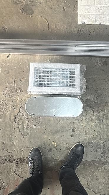 usta köməkcisi: Mənfəz sexinə köməkci usta vəya usta köməkcisi tələb olunur. İş yeri — 5