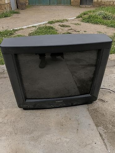 Köhnə tip kineskop televizor – CORRUS markası. Xüsusiyyətlər: - CRT