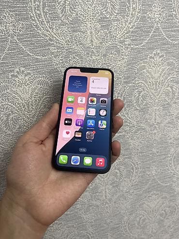 en ucuz 13: IPhone 13, 128 GB — 2