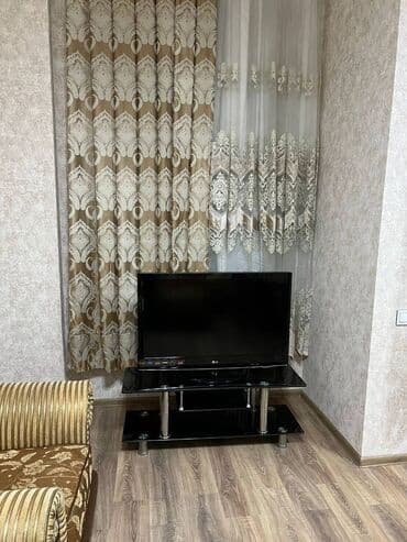 mingecevir kiraye: Mənzil kirayə verilir. 3 otaq, 17.2 mərtəbə, 90 kv. Azadlıq — 2