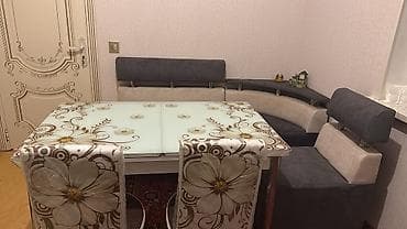 qedimi qablar aliram: Mətbəx üçün, İşlənmiş, Açılan, Dördbucaq masa, 2 stul — 1